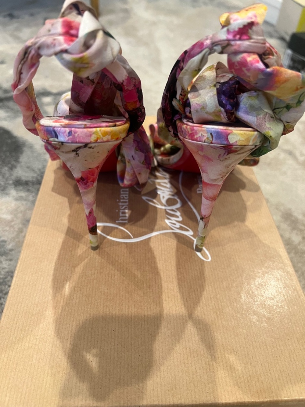 Christian Louboutin Sandale du Desert 100 Floral Satin Heels | Size 39.5 | New | - Picture 10 of 10